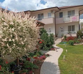 Apartmani Perić Srebrno Jezero