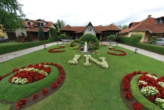 Vila IN