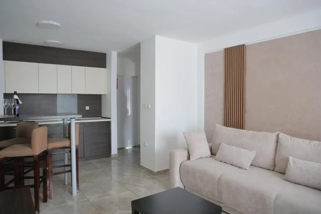 Apartman broj 4