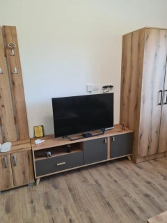 Emperus Apartments