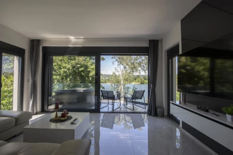Vila DOMINUS LUX