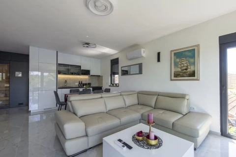 Vila DOMINUS LUX
